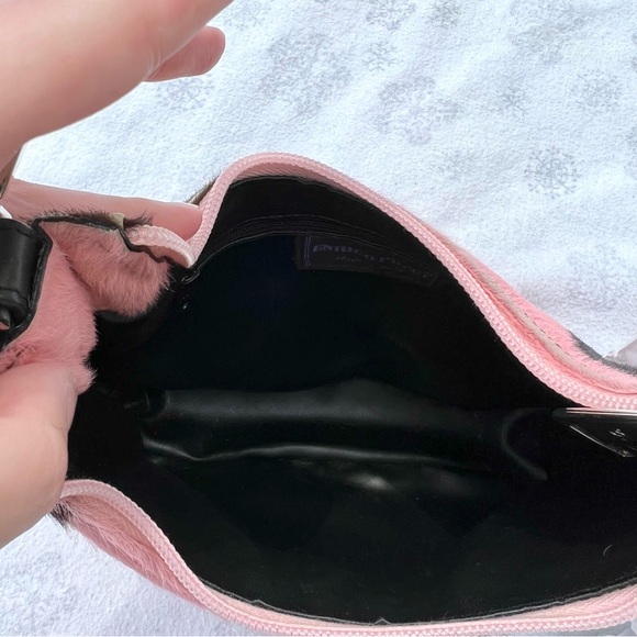 Pink cow print pony hair bag - Picture 6 of 8